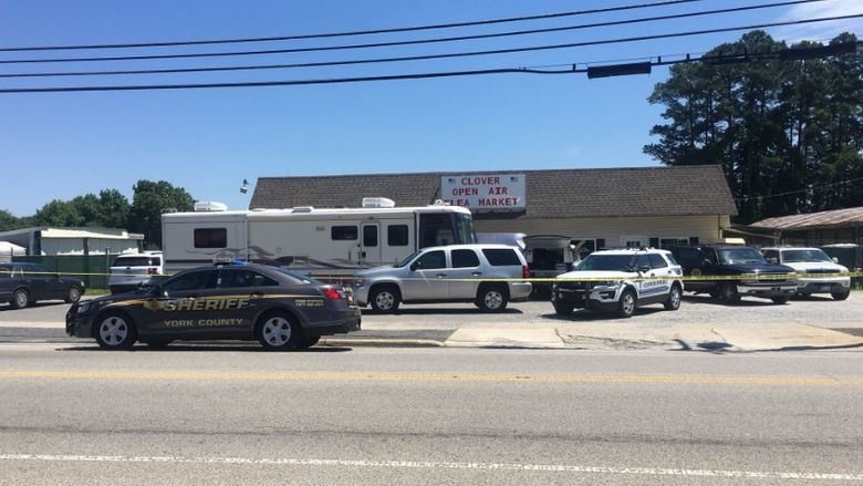 33-year-old man's body found in wall at South Carolina flea market