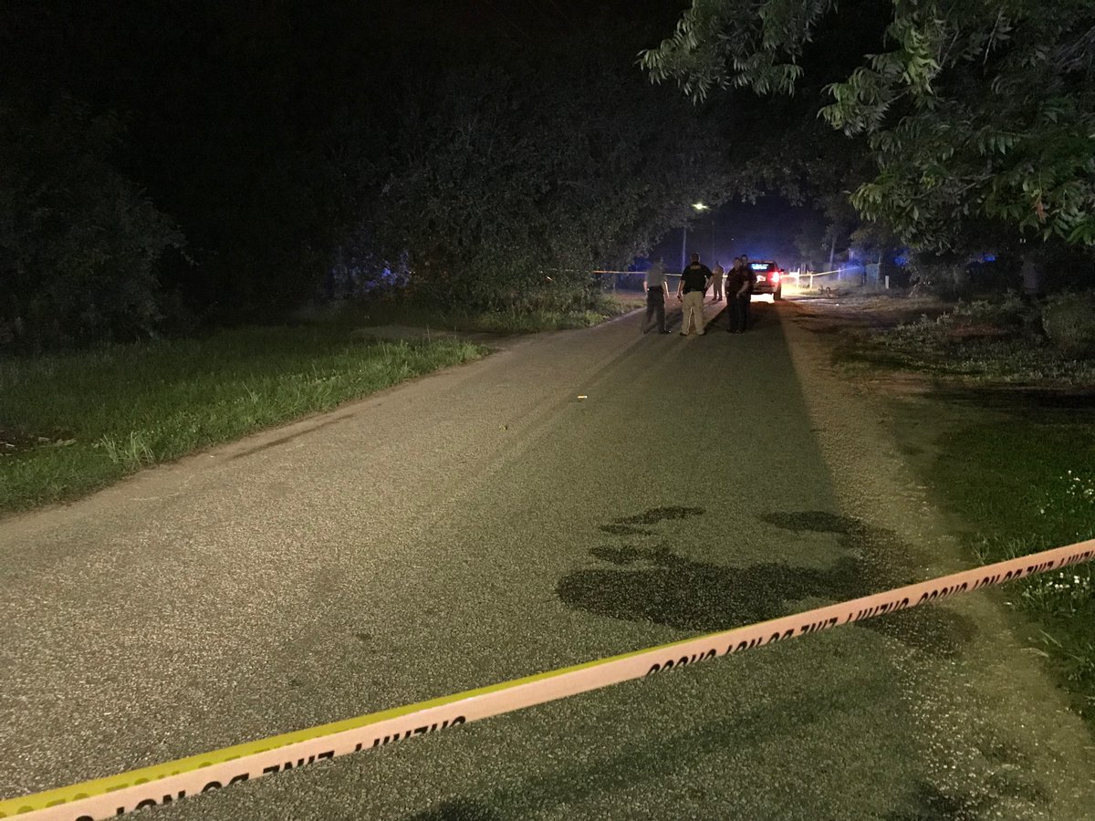New pics from shooting investigation on Greenhill Road. 2nd in as many days