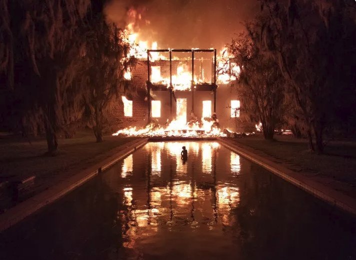 One firefighter injured in Colleton County plantation fire    