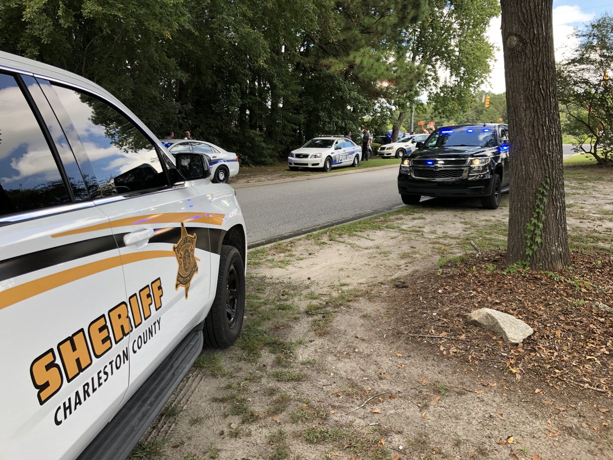 Police chase of stolen car ends at Dorchester Rd and Archdale. NCPD and Chas Co Sheriff seen looking through KIA that appears to have crashed into the woods. chsnews @Live5News   