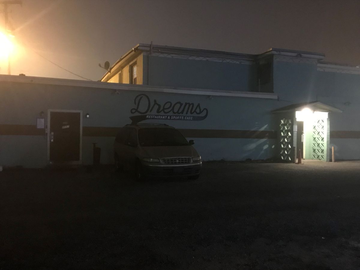 One injured in shooting outside N. Charleston nightclub