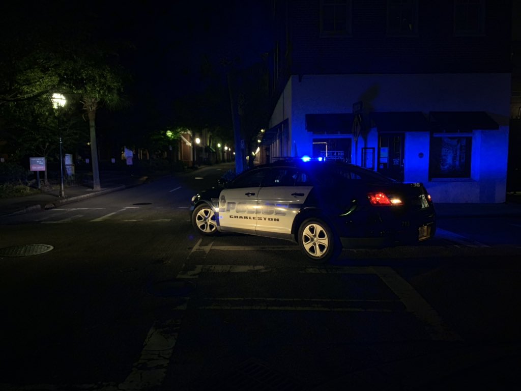 Crews are responding to a gas leak in Downtown Charleston. CharlestonPD has roads blocked at ArchdaleMarket Street and KingWentworth Street