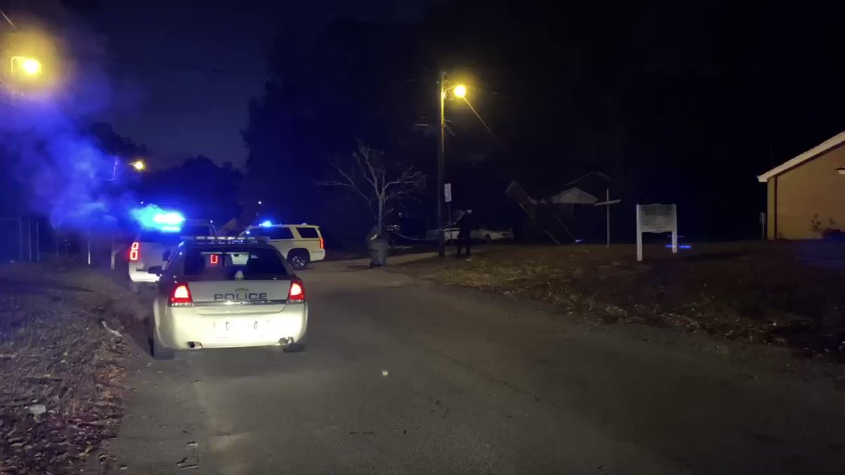 Columbia Police clearing the scene at Rosedale Arch after a shooting around 4 a.m. Police are calling this an isolated incident. 1 man was shot in the lower body and is in the hospital. 1 person of interest is being questioned.