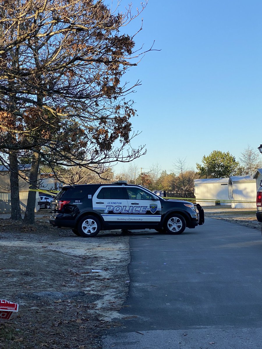 Around midnight multiple shots fired at Hickory Hill Mobile Park, one man shot.  LexingtonPD say the suspect was found shot in Columbia by ColumbiaPDSC on Beltline Blvd. Both men have non-life threatening injuries 