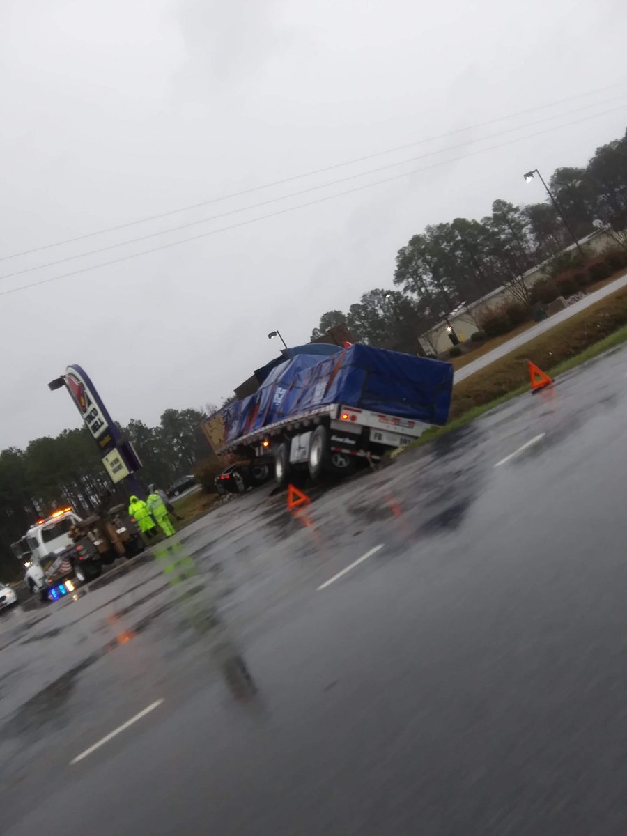 An 18 wheeler has ran into a ditch near the Taco Bell on Highway 52 in Florence. No word on any injuries