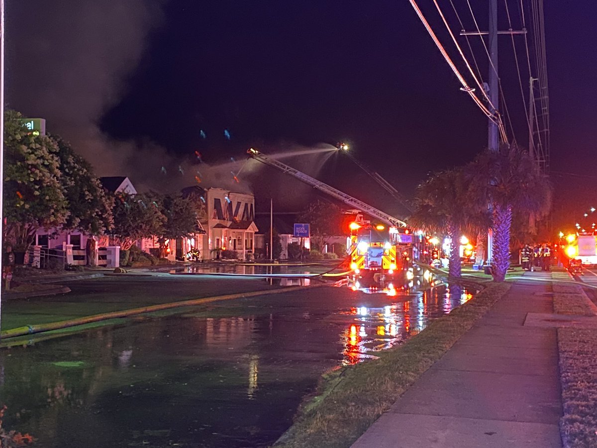 Huge fire overnight on Johnnie Dodds Blvd in Mount Pleasant. @MountPleasantFD says three businesses are involved. No injuries have been reported at this time