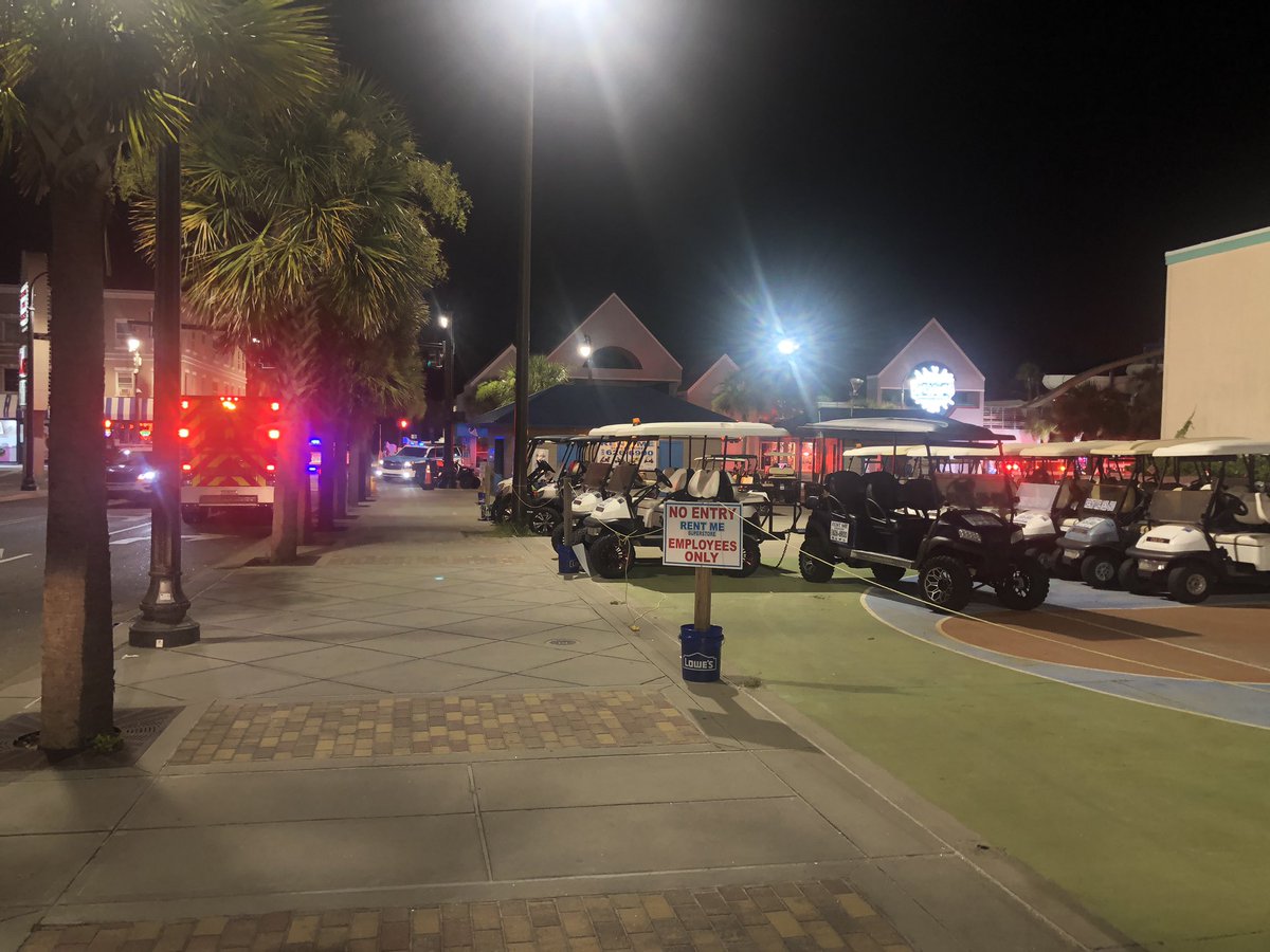 Brush fire outside Family Kingdom Amusement Park in Myrtle Beach 