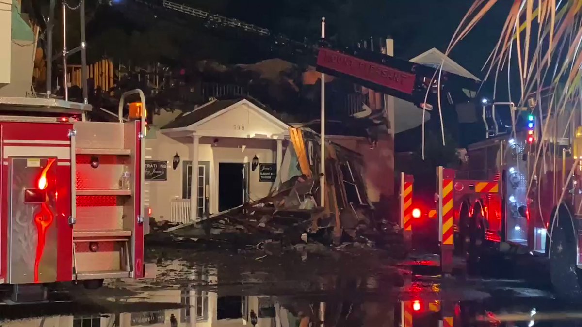 Damage from a fire here on Johnnie Dodds Blvd. @MountPleasantFD Captain Matt Tidwell says fire marshall's are on scene investigating the cause of the fire.