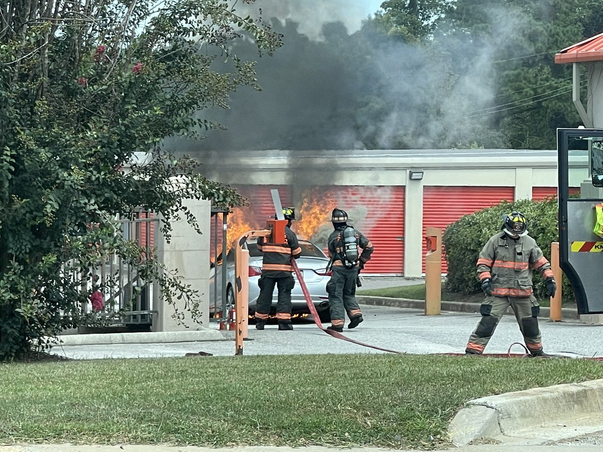 Car fire in the parking lot of a storage facility on 2nd Loop Road in Florence. Firefighters are on scene and are working to extinguish the flames