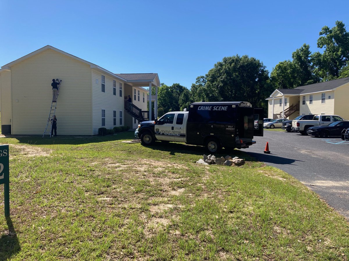 Lexington PD is actively investigating a shooting that happened at the Summer Cove Apartment complex parking lot around 4:00 a.m. this morning.  A vehicle was shot at several times by an unknown shooter and fortunately no one was shot