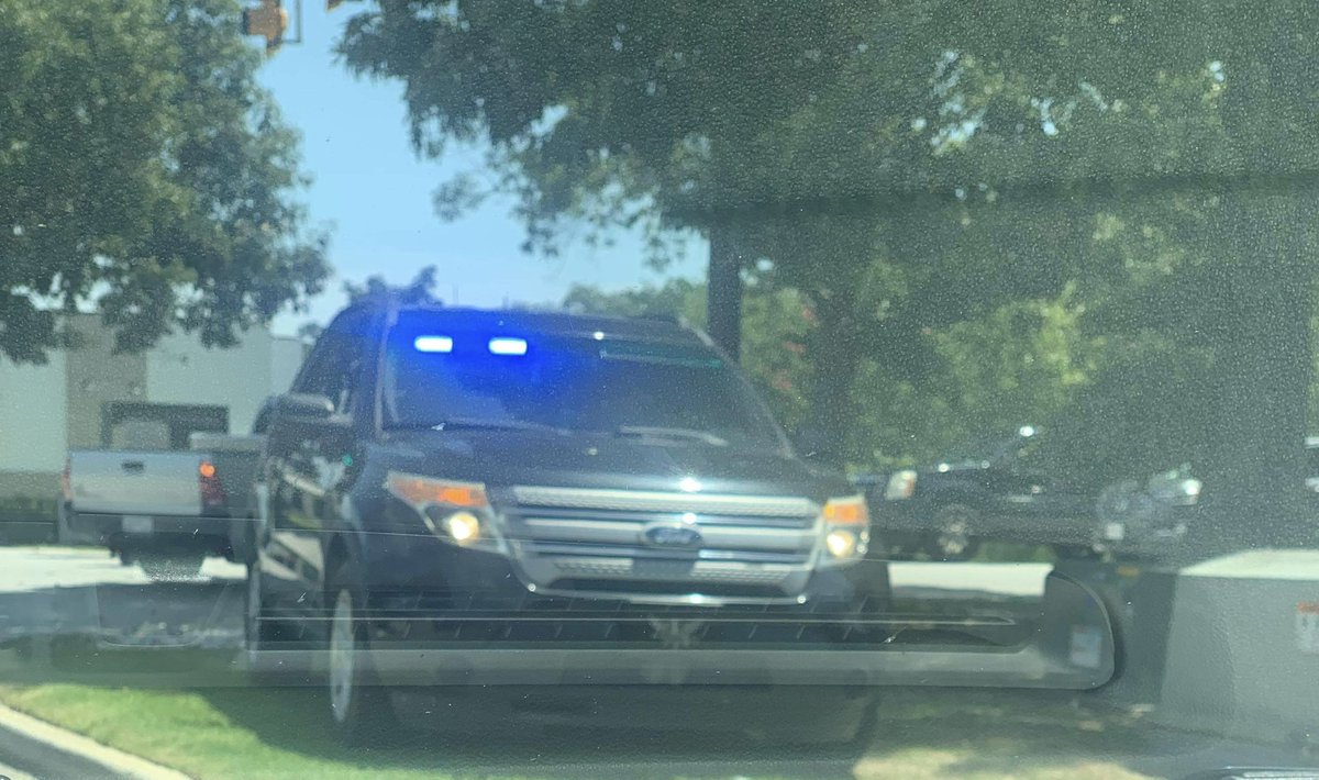 Bullies are responding to a situation this afternoon in the area of S. 4th St. in Hartsville. Several community members tell that it could have involved a chase.