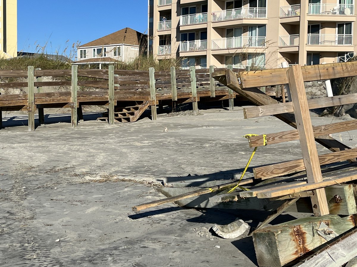 North Myrtle Beach city leaders met with the Army Corps of Engineers this morning to survey Ian damage