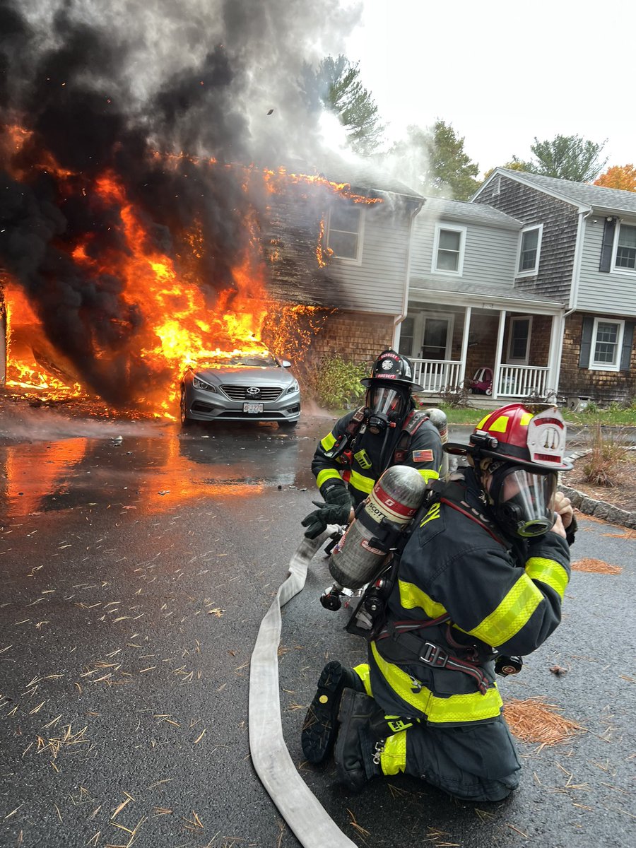 DXFD had heavy fire showing when they arrived at this Lake Shore Drive home. Firefighters made an aggressive attack with the assistance of Kingston, Pembroke and Marshfield FD's. DXPD assisted with traffic control and Plympton provided an ambulance.