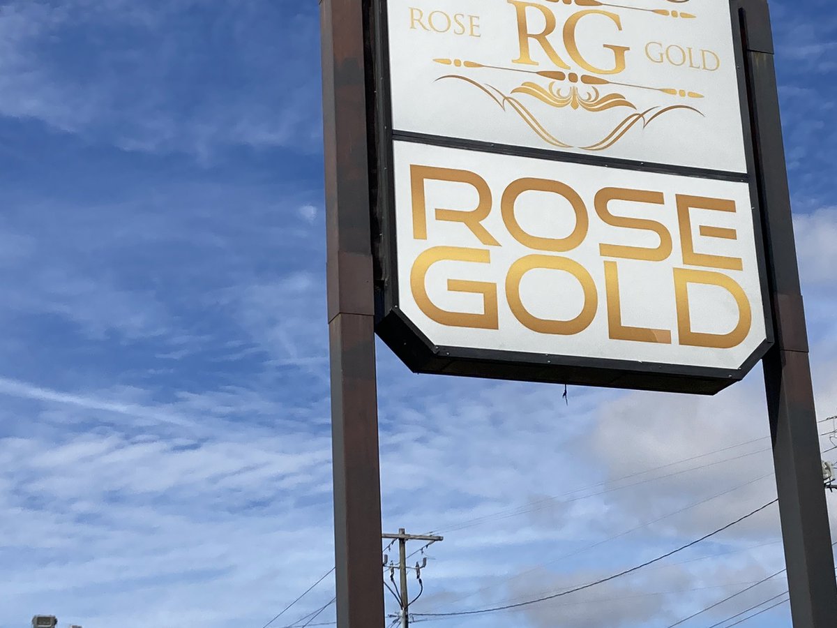 The Richland County Sheriff's Department is investigating a deadly shooting at Rose Gold Bar & Lounge on Broad River Road that occurred around 2am. We don't know the victim's identity, but are told the person was a 34-year-old Black male