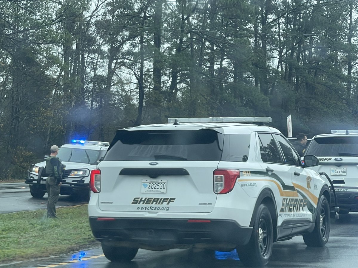 Several deputies have a portion of Highway 52 blocked, right in front of the Effingham post office.   this is a situation that stemmed from an earlier incident at Walmart on S. Irby St. in Florence