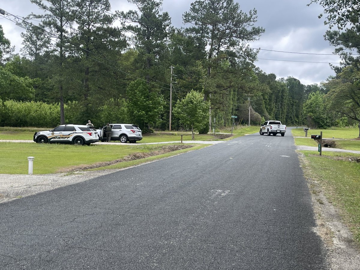 Deputies are investigating a shooting Wednesday morning on Allen Road in Florence County, according to Major Michael Nu  with the Florence County Sheriff's Office.nnNunn said one person is being treated for non life threatening injuries