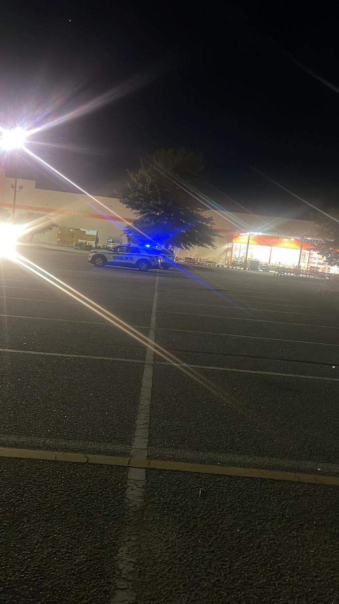 Police responding to bomb threat tonight at a store on Radio Drive in Florence. Some community members tell that they were asked to leave the Kohl's store until police finish their investigation of the situation
