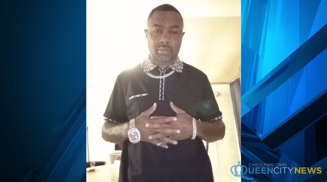 Chesterfield High School on lockdown while deputies search for alleged NC shooting suspect: Sheriff.